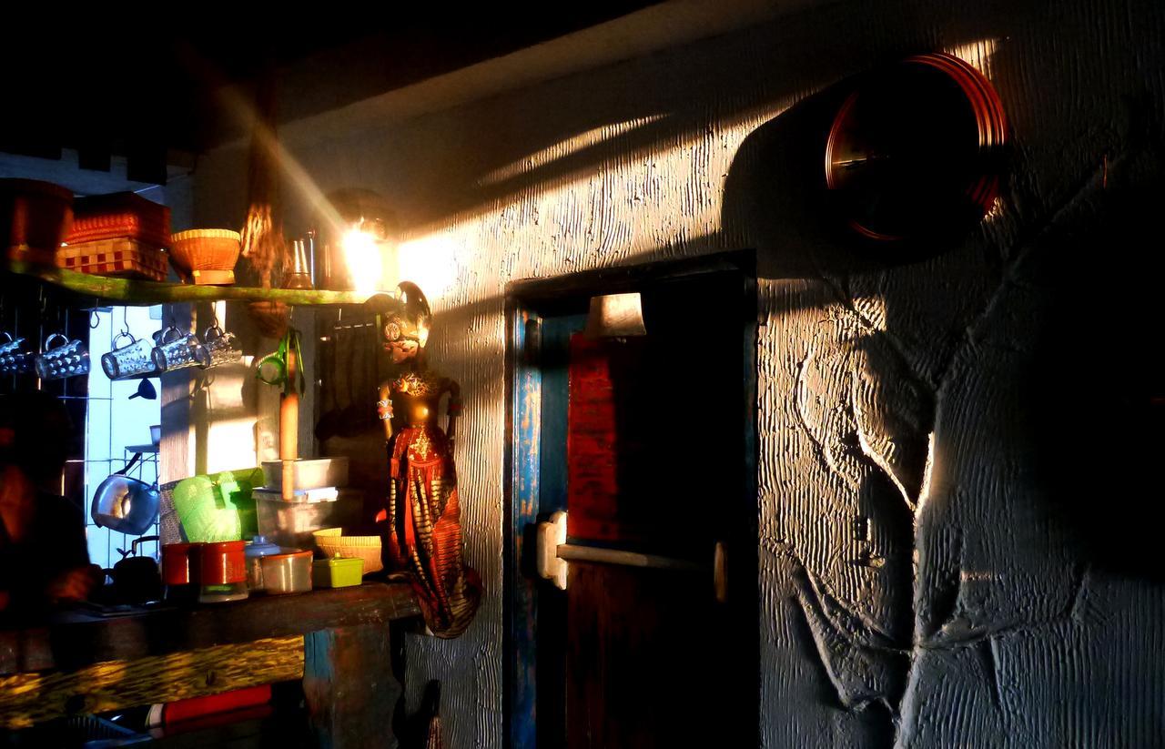 Hostel Gipsy Backpackers Gili Trawangan Exterior foto