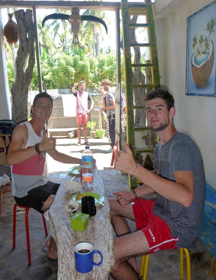 Hostel Gipsy Backpackers Gili Trawangan Exterior foto