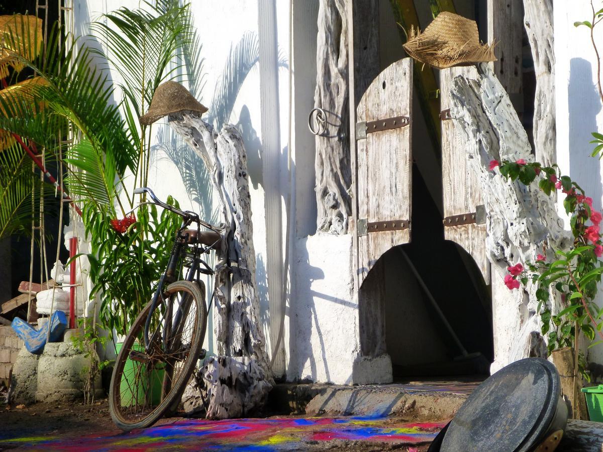 Hostel Gipsy Backpackers Gili Trawangan Exterior foto