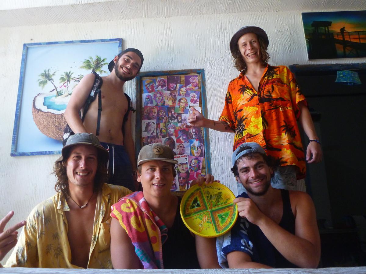 Hostel Gipsy Backpackers Gili Trawangan Exterior foto